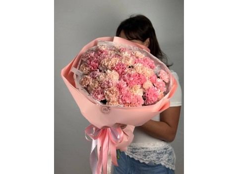БУКЕТ АЖУРНЫХ ГВОЗДИК