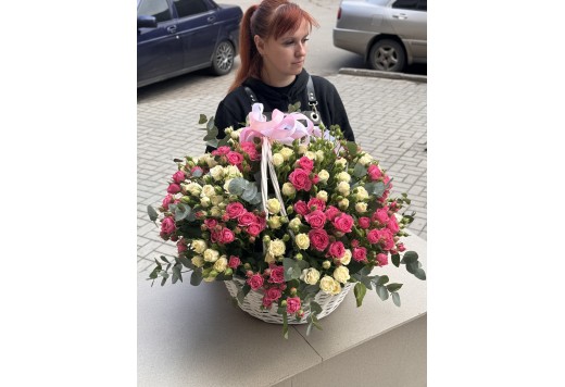 КОРЗИНА МИКС КУСТОВЫХ РОЗ maxi 