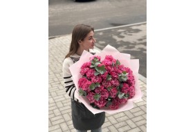 БУКЕТ ПИОНОВИДНЫХ РОЗ С ЭКАЛИПТОМ